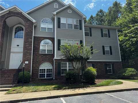 111 Scholastic Court, Winston Salem, NC 27106
