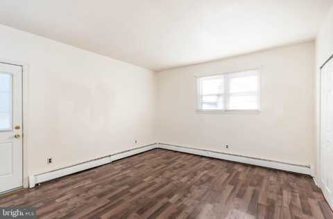 19 DAVIS AVENUE, CLEMENTON, NJ 08021
