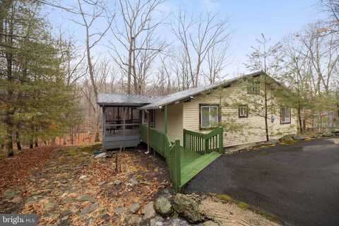 5814 DECKER ROAD, BUSHKILL, PA 18324