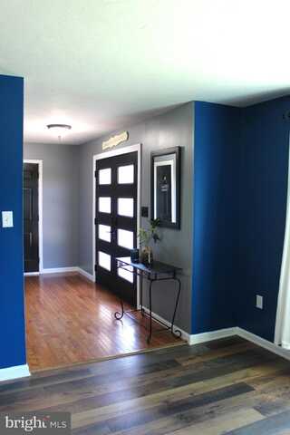 306 MOHAWK DRIVE, RED LION, PA 17356