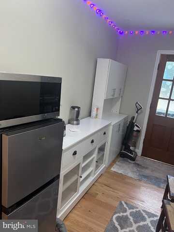 800 KENTLAND DRIVE, GREAT FALLS, VA 22066