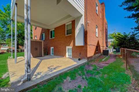 872 BELLEVUE STREET SE, WASHINGTON, DC 20032