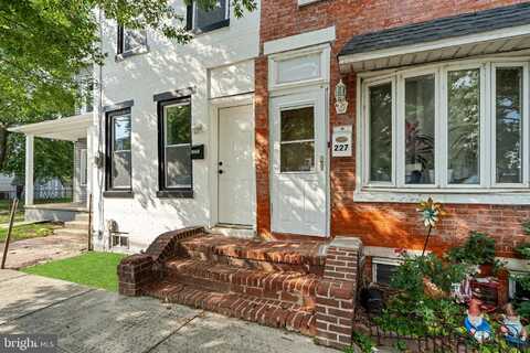 225 MARKET STREET, GLOUCESTER CITY, NJ 08030