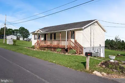 1100 LOOP RD, GERRARDSTOWN, WV 25420