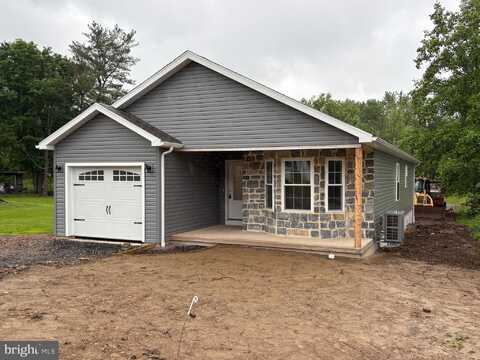 402 EIGHTH AVENUE, BURNHAM, PA 17009