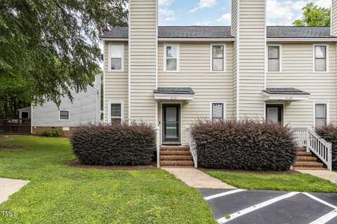 6121 Loch Laural Lane, Raleigh, NC 27613