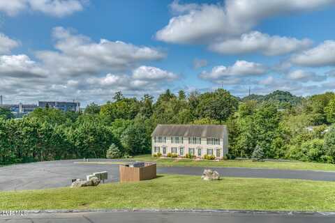 112 Winners Circle, Bristol, TN 37620