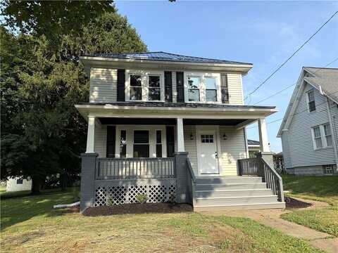 525 Deemer Ave, Ellport Boro, PA 16117