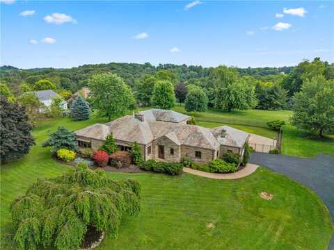 984 Center Oak Dr, McCandless, PA 15237