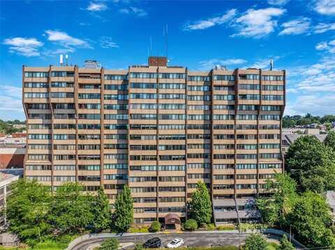 750 Washington Rd, Mt Lebanon, PA 15228