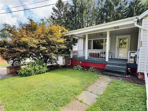 227 Johnston Rd, Bentleyville, PA 15314