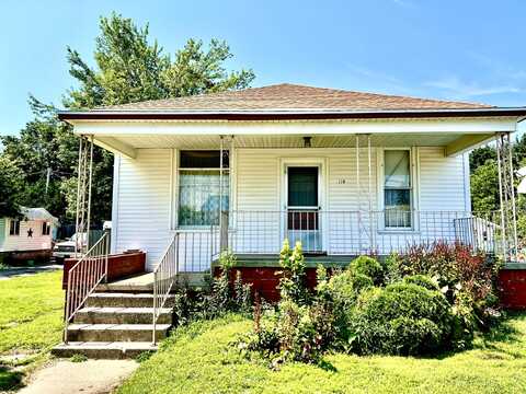 114 S Huron Street, Cheboygan, MI 49721