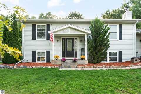 3131 Paysage Place, Traverse City, MI 49684