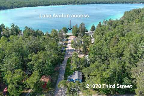 21070 Third Street, Hillman, MI 49746