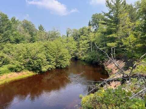 V/L N Wines Road, Paradise, MI 49768