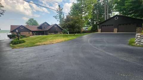 6680 Mt Maria Road, Hubbard Lake, MI 49747
