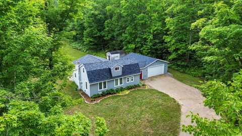 8571 W Cameron Bridge Road, Frederic, MI 49733