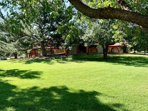 804 Walter Wilmeth Drive, Spearman, TX 79081
