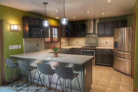 572 E Main Street, New Castle, CO 81647