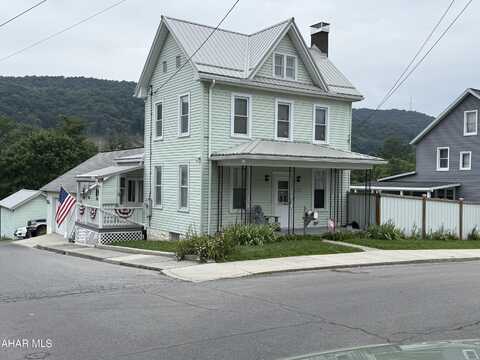 430 Sugar Street, Roaring Spring, PA 16673