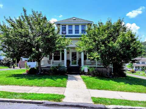 720 Lafayette Avenue, Bedford, PA 15522