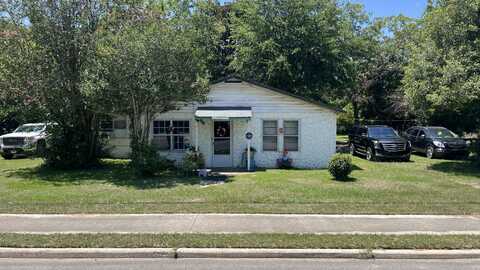 19897 Solomon Blatt Avenue, Blackville, SC 29817