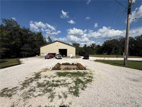2522 N Double Springs RD, Fayetteville, AR 72704
