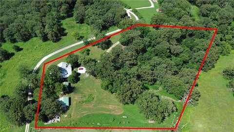 17052 Robinson RD, Siloam Springs, AR 72761