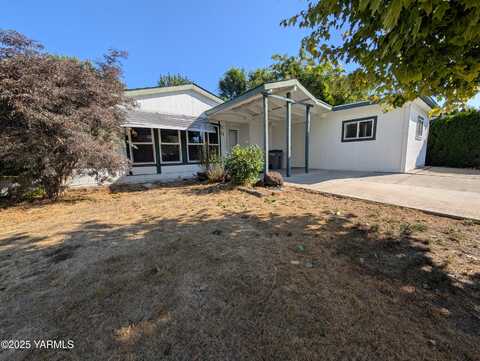 3701 Gun Club Rd, Yakima, WA 98901