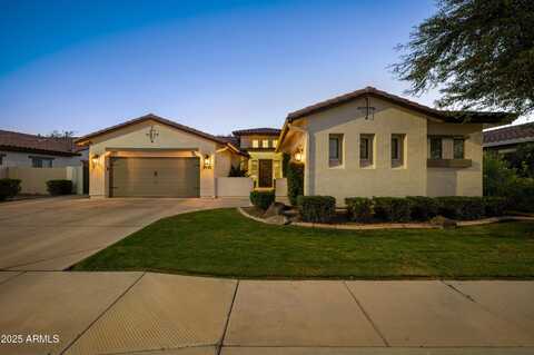 5560 S White Drive, Chandler, AZ 85249