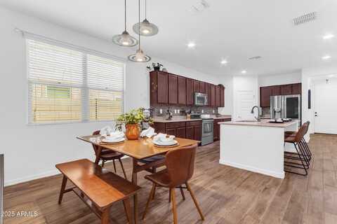 174 E BERNIE Lane, Gilbert, AZ 85295