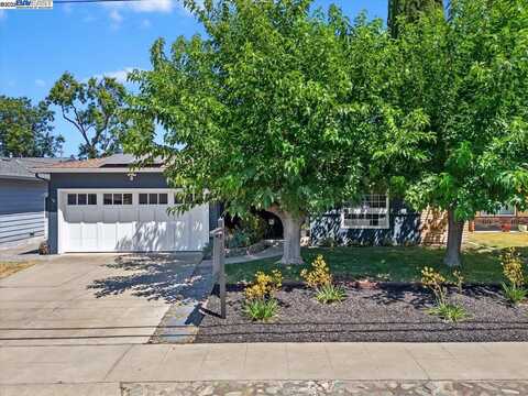 168 Albatross Ave, Livermore, CA 94551