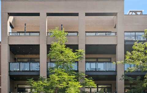 4115 N. Lincoln Avenue, Chicago, IL 60618