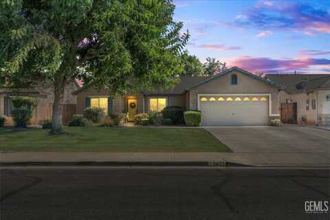 12401 Verdelho Avenue, Bakersfield, CA 93312