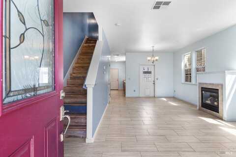 2556 N Village Drive, Santa Rosa, CA 95403