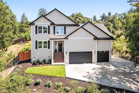 647 Greenview Drive, Santa Rosa, CA 95403
