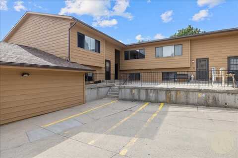 1524 Westchester SQ E Apt 3, Billings, MT 59105