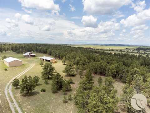 203 Cottonwood, Roundup, MT 59072