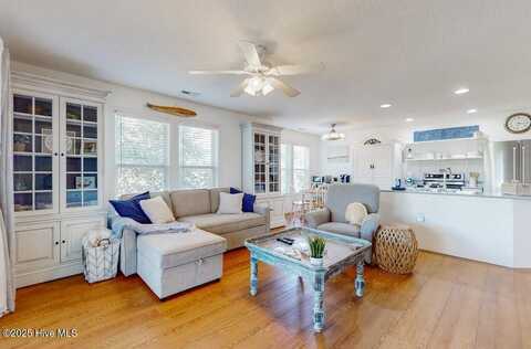 3350 Club Villas Drive, Southport, NC 28461