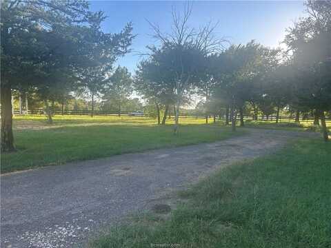 3957 Fairway, Franklin, TX 77856