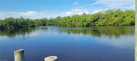 4749 Tahiti, BONITA SPRINGS, FL 34134