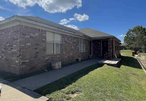 215 S Ash Street, Conway, AR 72034