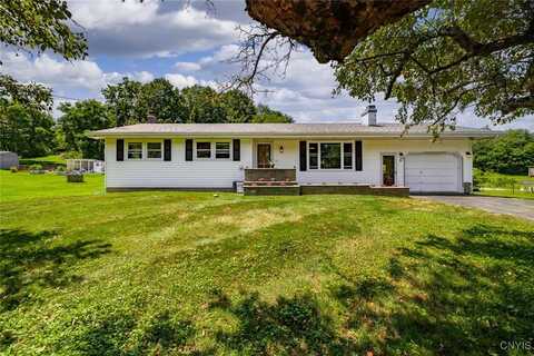 9 County Route 31, Minetto, NY 13126