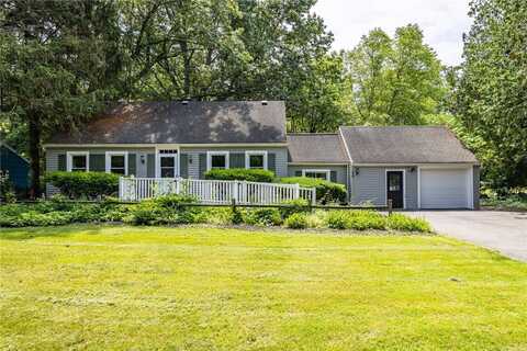 139 Crescent Road, Perinton, NY 14450