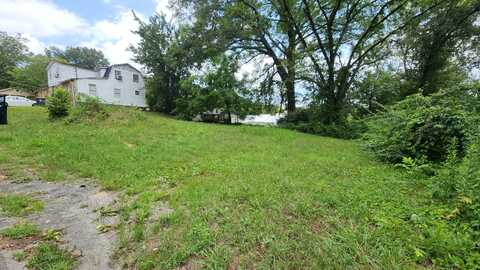 2906 E 38th Street, Chattanooga, TN 37407