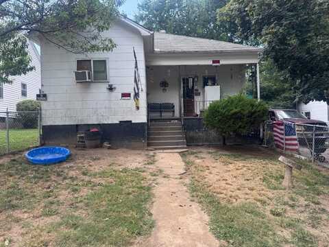 904 N B Street, Lenoir City, TN 37771