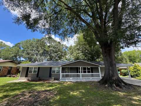 483 Greenfield Drive, Rossville, GA 30741
