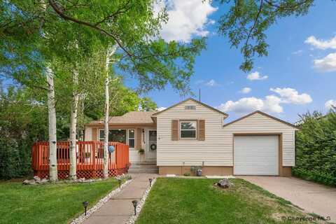 3410 DUFF AVE, Cheyenne, WY 82001