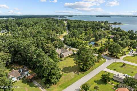 201 Silver Creek Landing Road, Swansboro, NC 28584