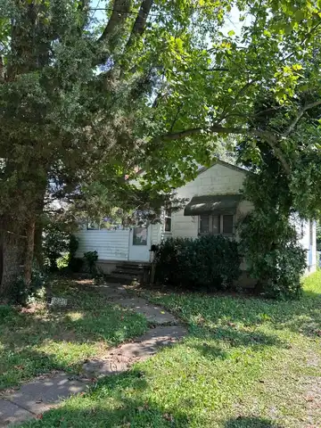 1820 Oakwood Avenue, Columbus, OH 43207